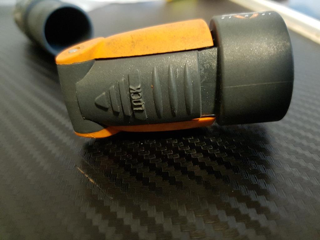 Solide SKS Qualität