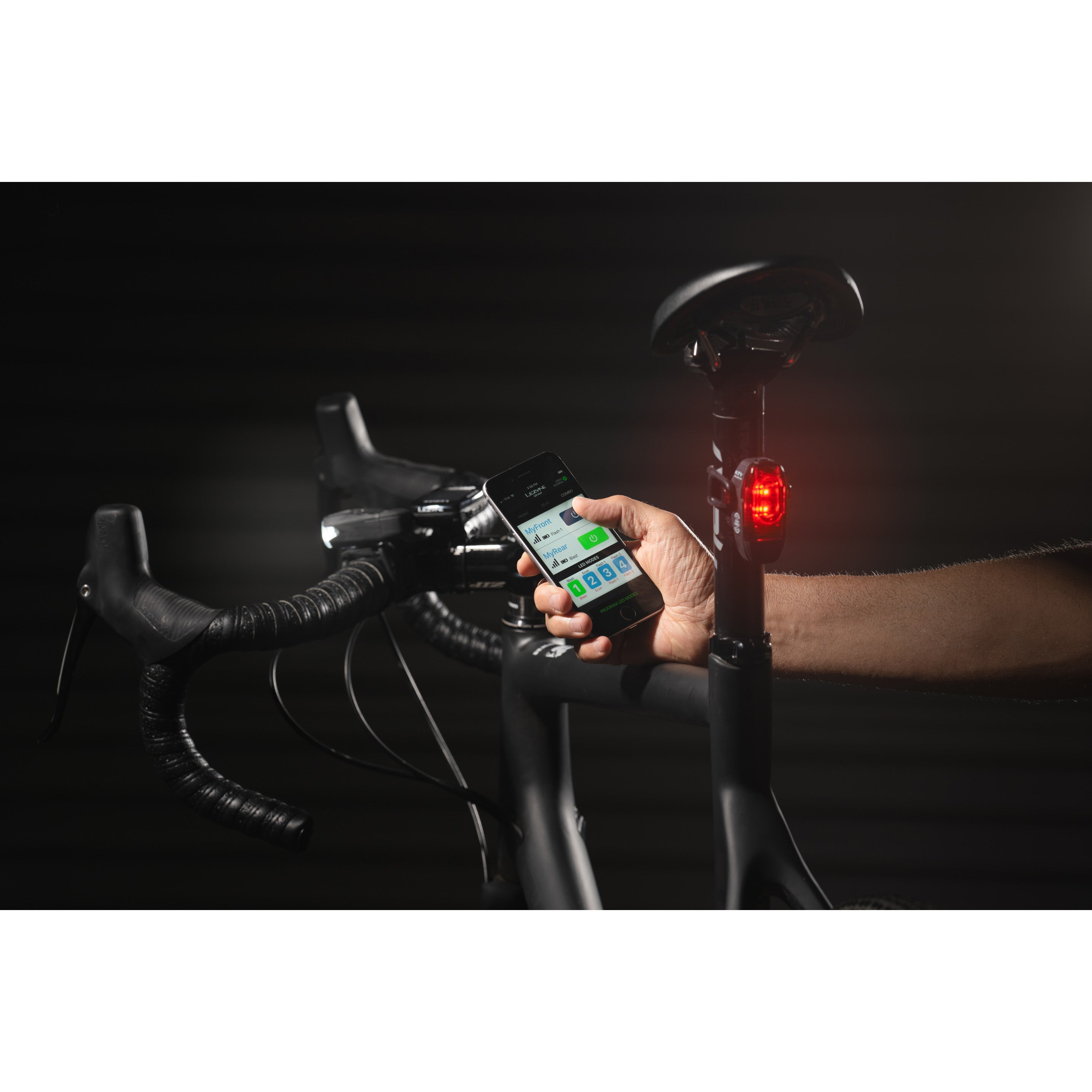 lezyne-ktv-drive-pro-smart-r-cklicht image 2