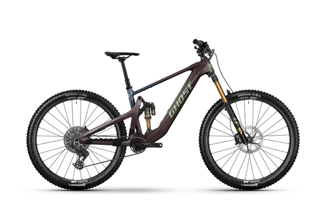 ghost-path-riot-cf-ltd-light-e-mtb-fazua-ride-60-fox-factory-150-140 image 1