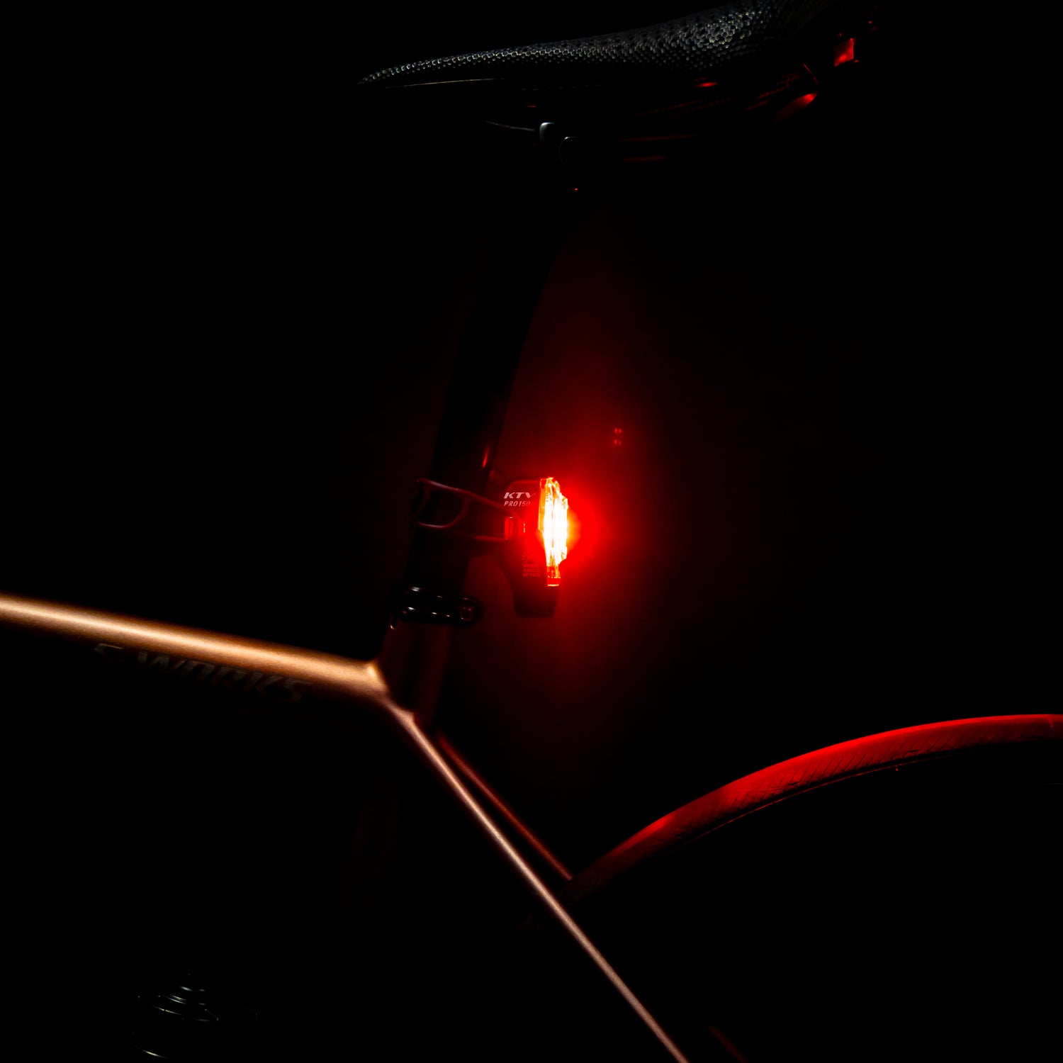 lezyne-ktv-drive-pro-led-r-cklicht-mit-150-lumen image 6