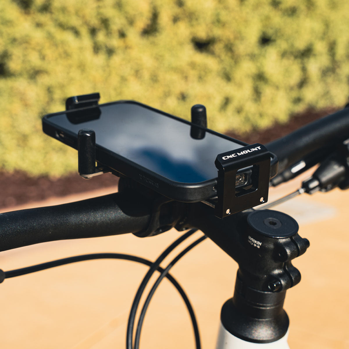 lezyne-cnc-phone-mount-smartphone-halterung-aus-aluminium-f-r-lenker image 4