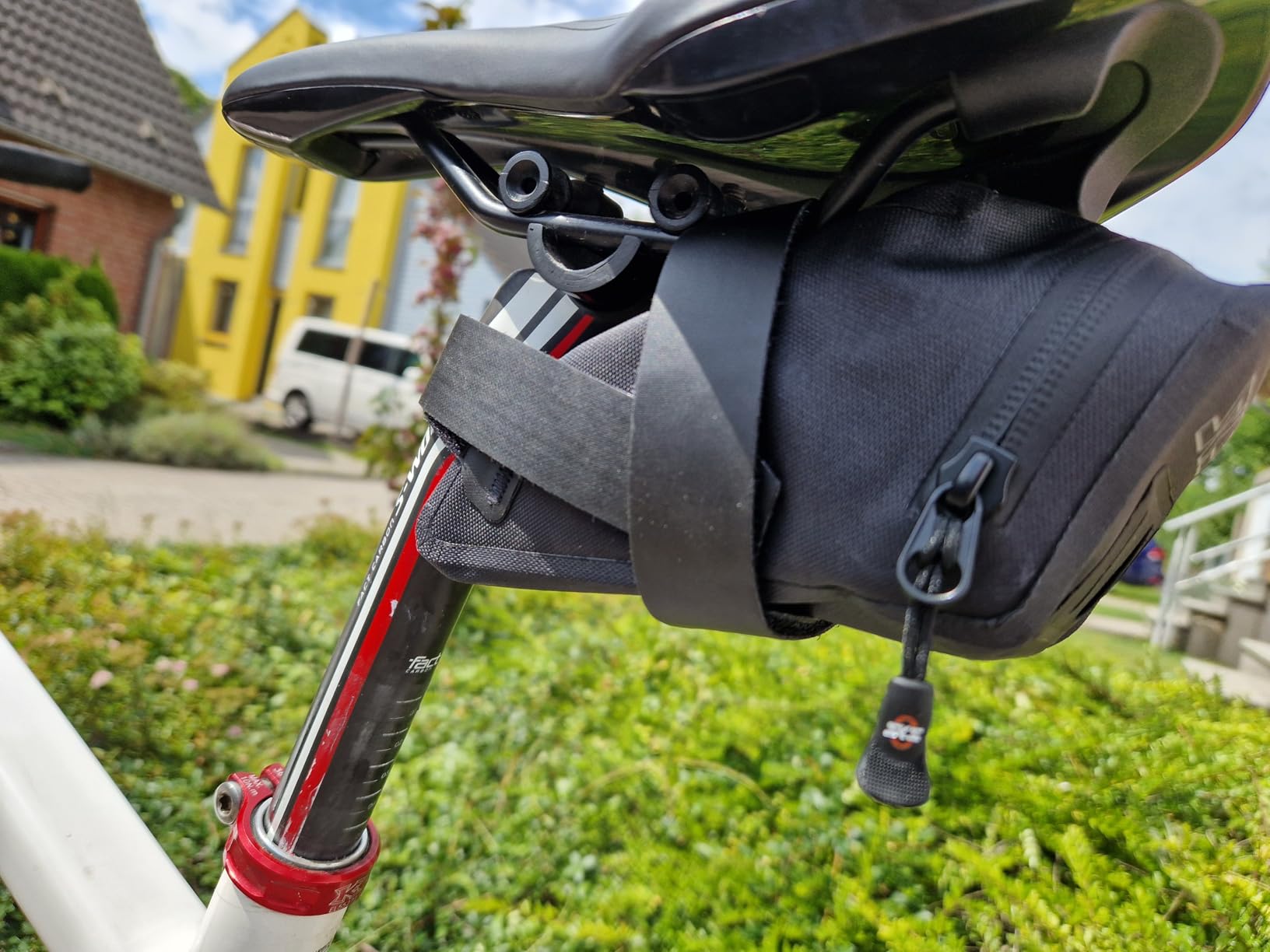 Hält auch auf Trails