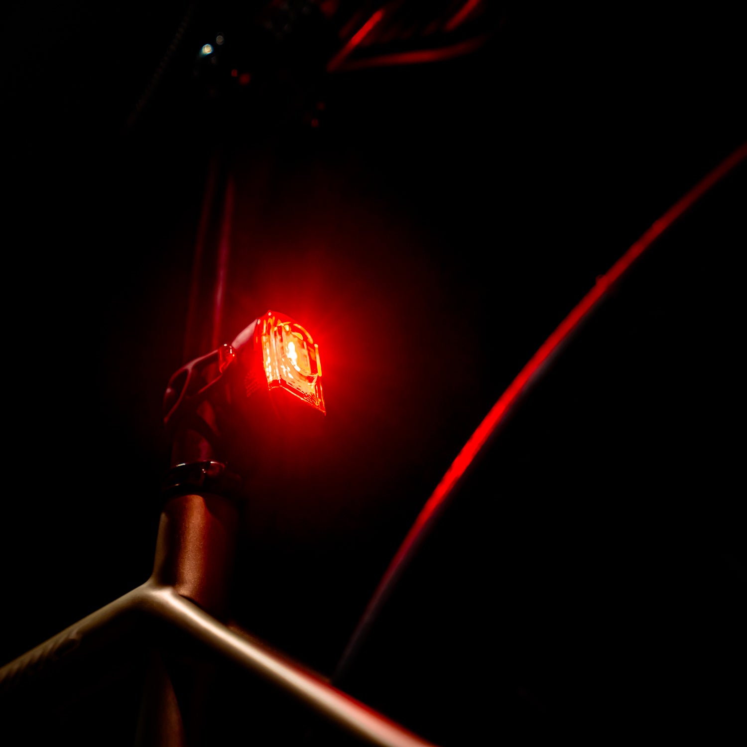 lezyne-ktv-drive-pro-led-r-cklicht-mit-150-lumen image 5
