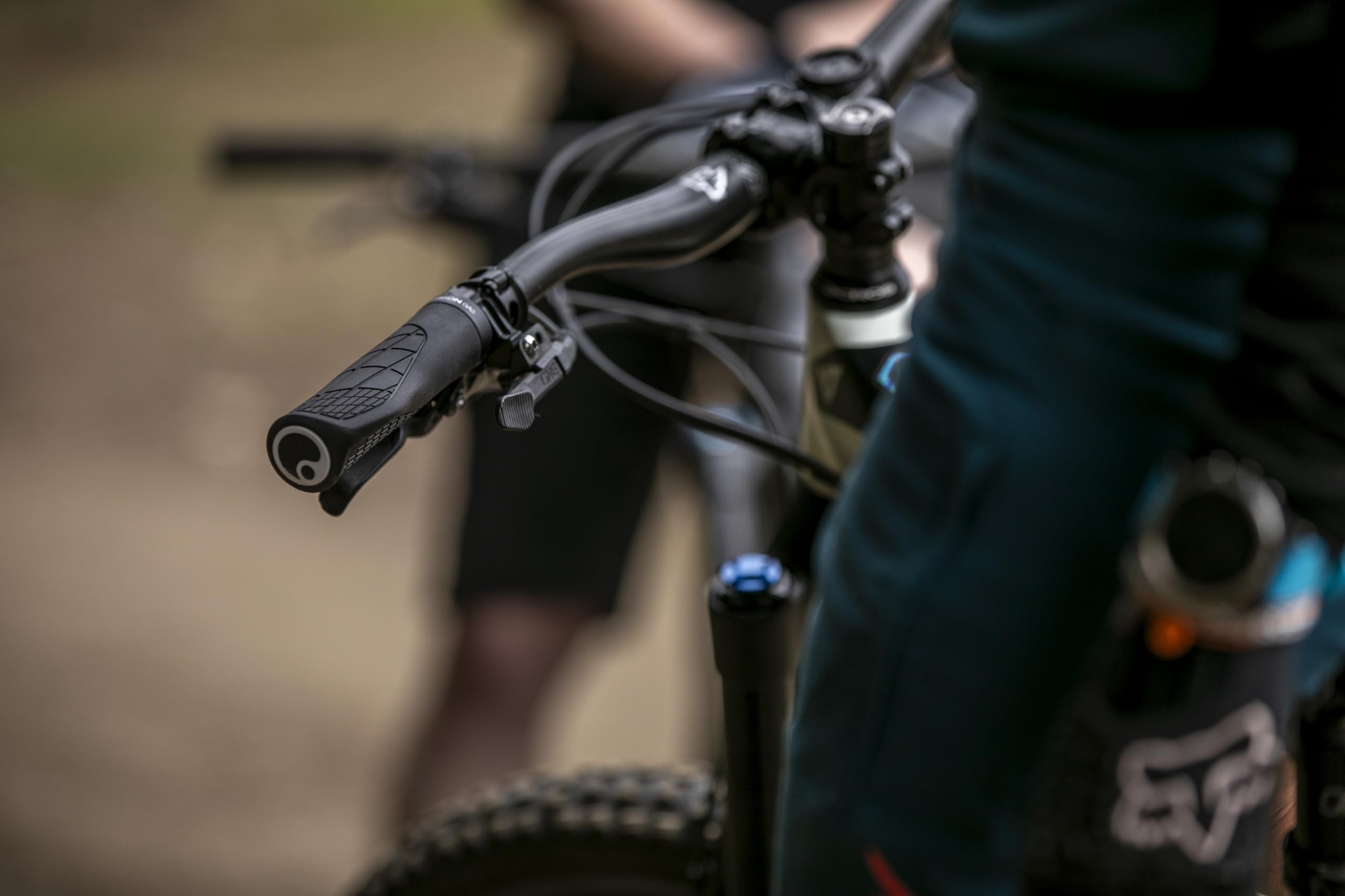 ergon-ga3-l-fahrradgriff-schwarz-l-mini-wing-mtb-all-mountain-trail image 7