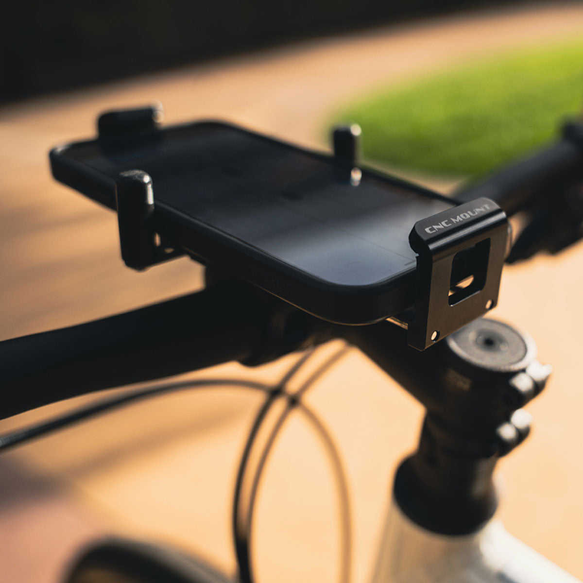 lezyne-cnc-phone-mount-smartphone-halterung-aus-aluminium-f-r-lenker image 6