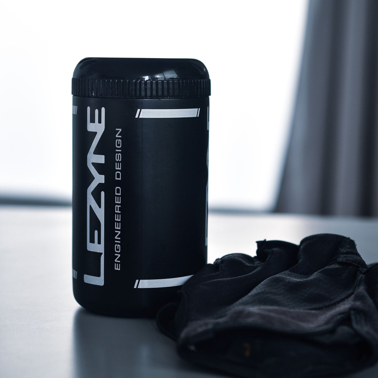 lezyne-flow-caddy-flaschenhalter-box image 4