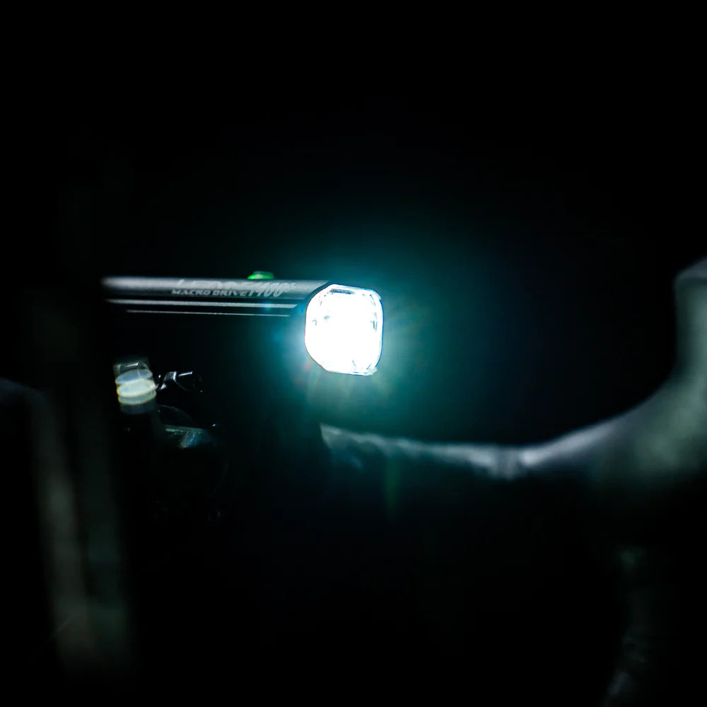 lezyne-macro-drive-1400-strip-drive-pro-400-lichtset image 2