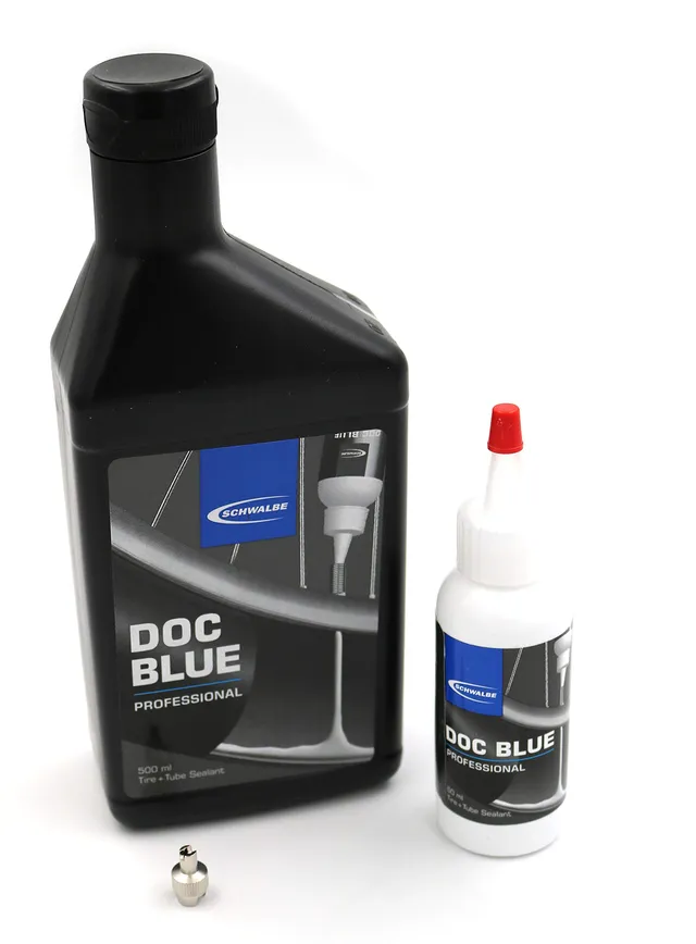 schwalbe-doc-blue-tubeless-dichtmilch-60-ml-500-ml-pannenschutz image 1