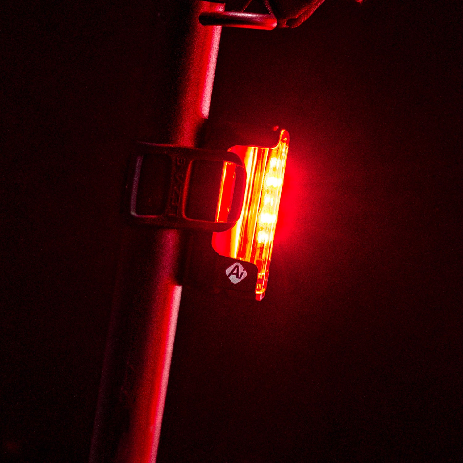 lezyne-strip-pro-ai-alert-400-r-cklicht image 6