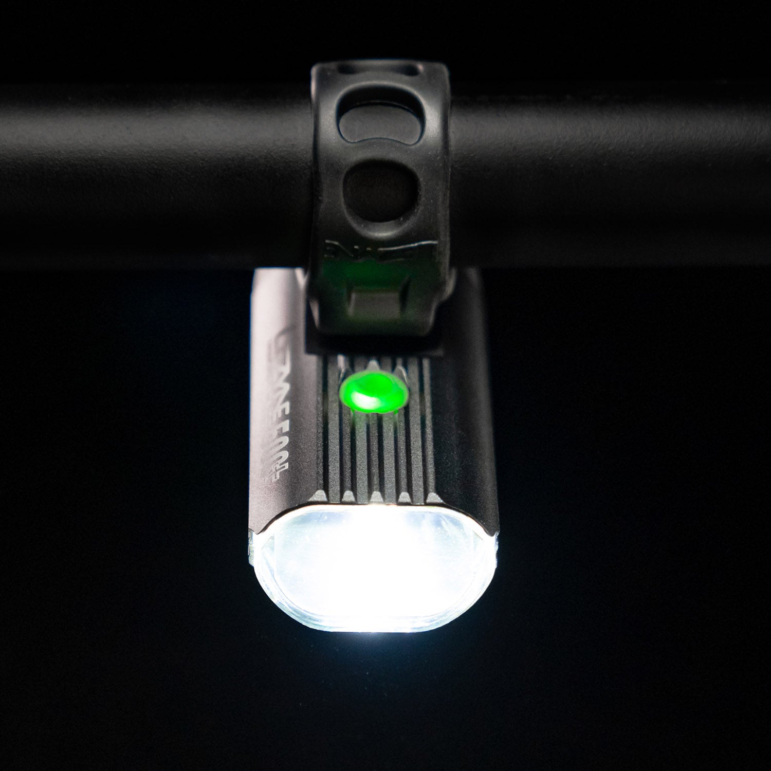 lezyne-macro-stvzo-500-reverse-frontlicht image 8
