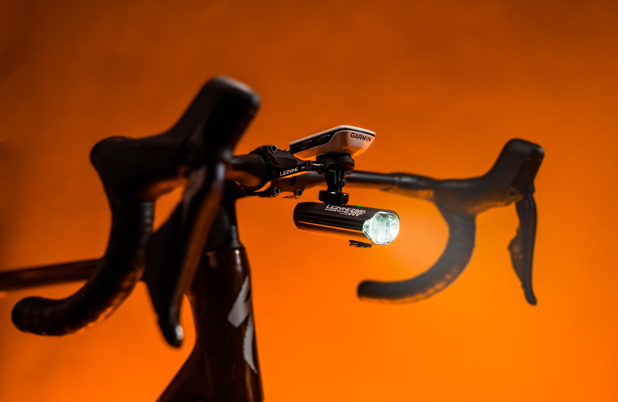 lezyne-macro-stvzo-500-reverse-frontlicht image 4