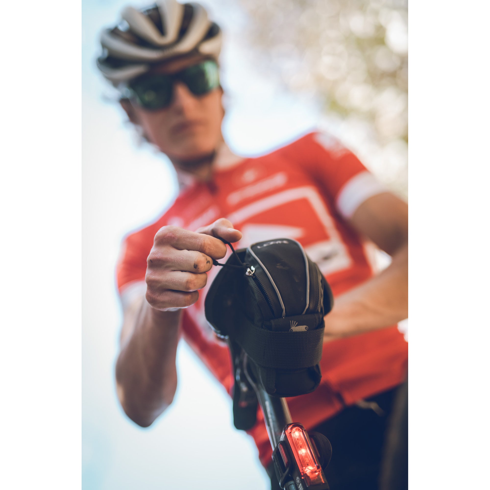 lezyne-micro-caddy-satteltasche-s-m-xl image 3
