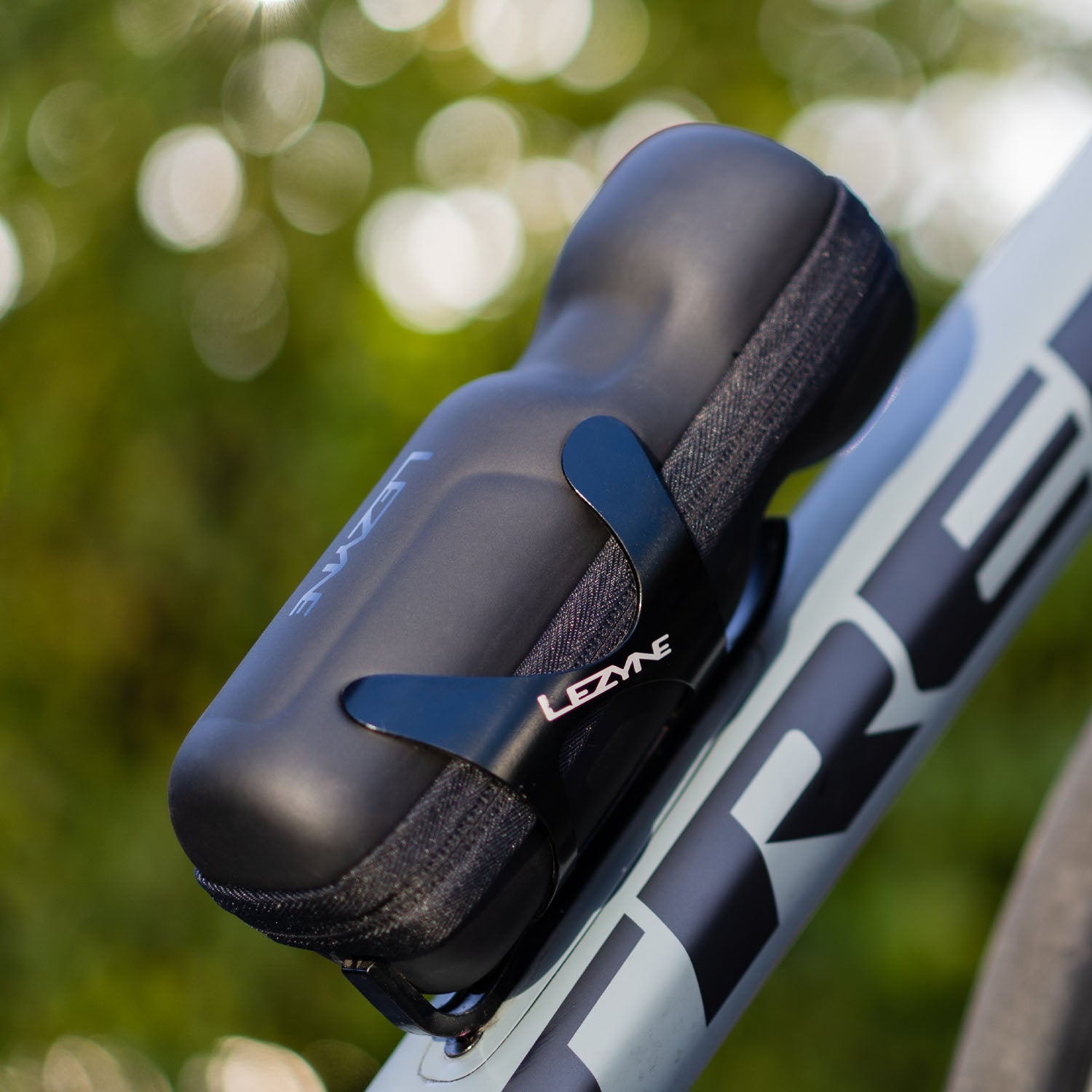 lezyne-cnc-cage-al-flaschenhalter-39-g-aluminium image 7