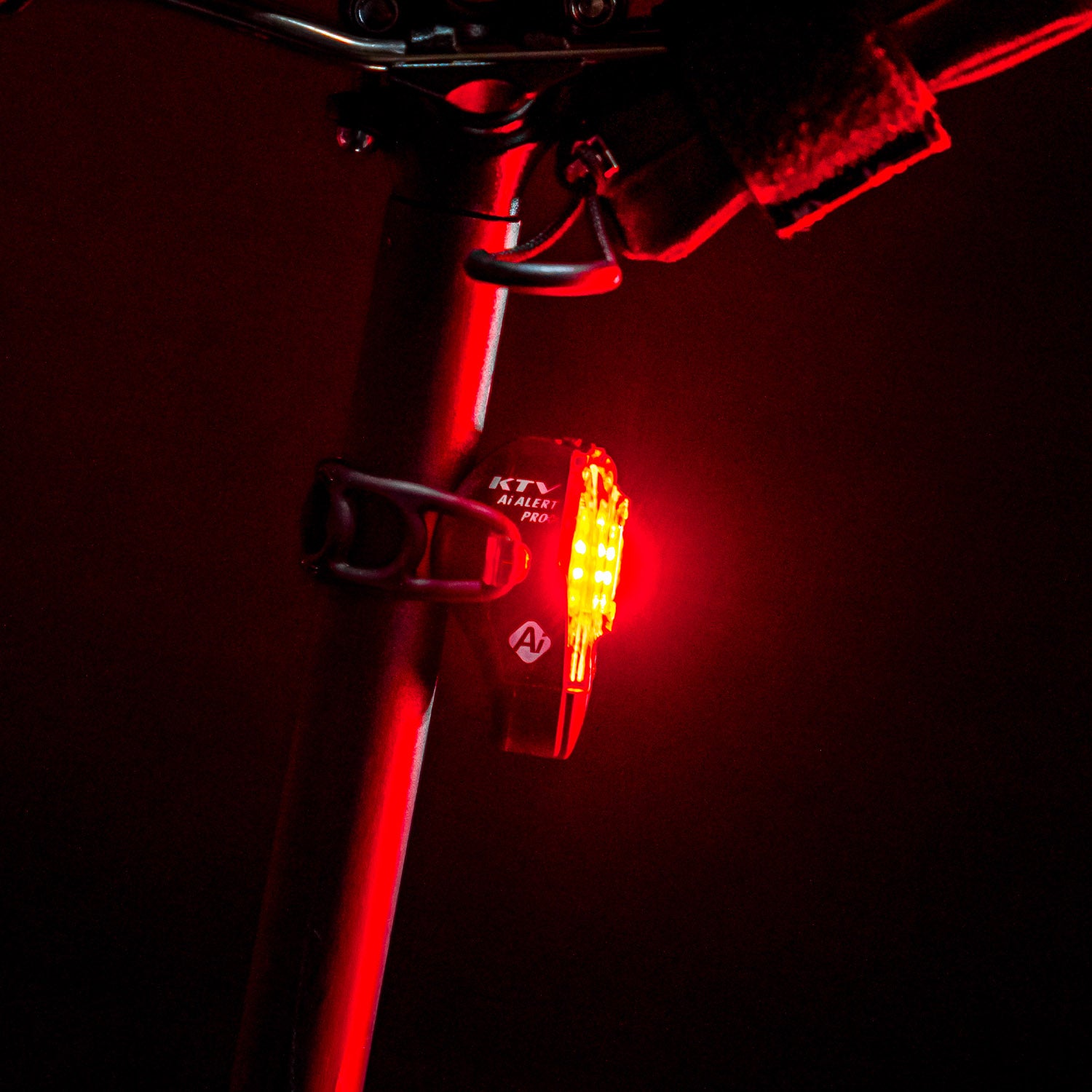 lezyne-ktv-pro-ai-alert-rear-led-r-cklicht image 5