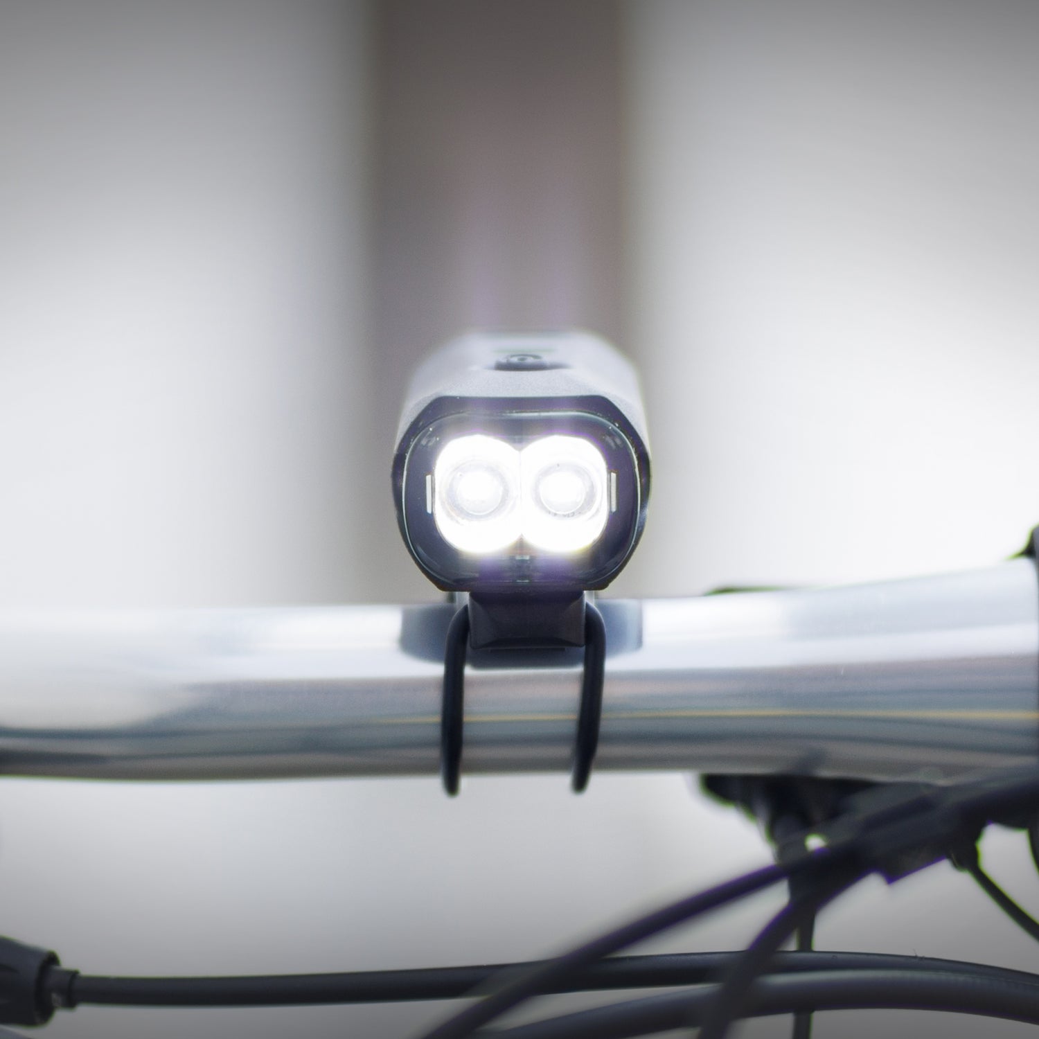 lezyne-ktv-drive-300-front-stvzo-nein-led-frontlicht-300-lumen image 8