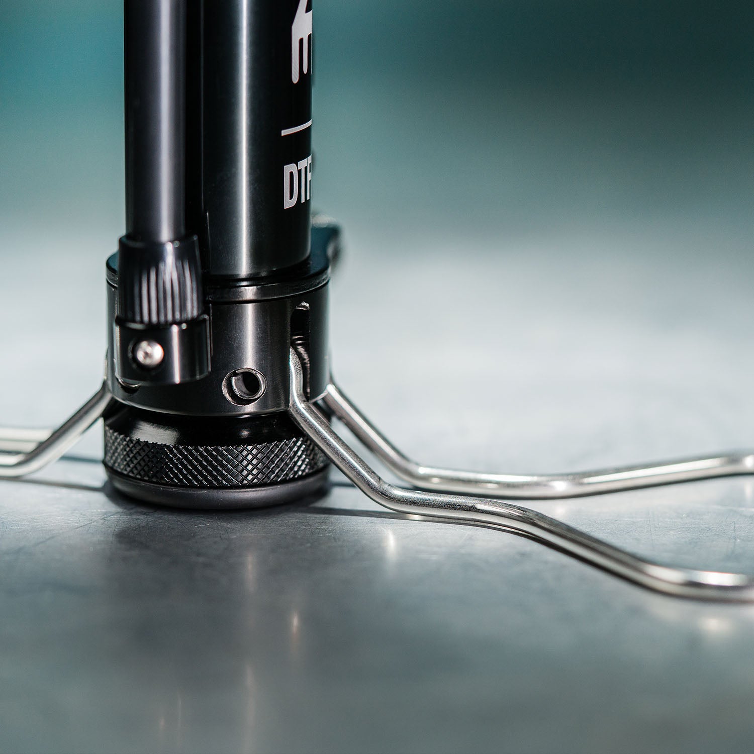 lezyne-digital-travel-floor-drive-standpumpe-mit-digitalmanometer image 7
